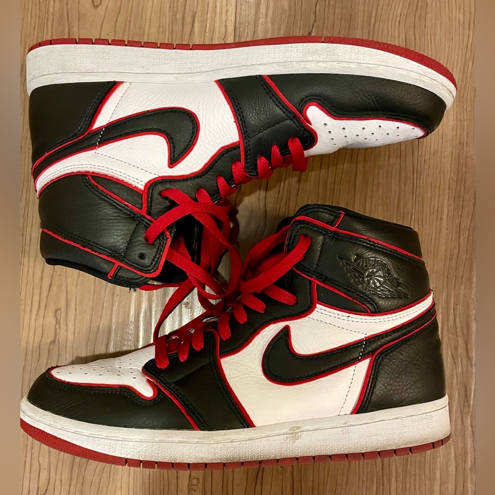 Nike Air Jordan’s - Men’s 9.5/Women’s 11